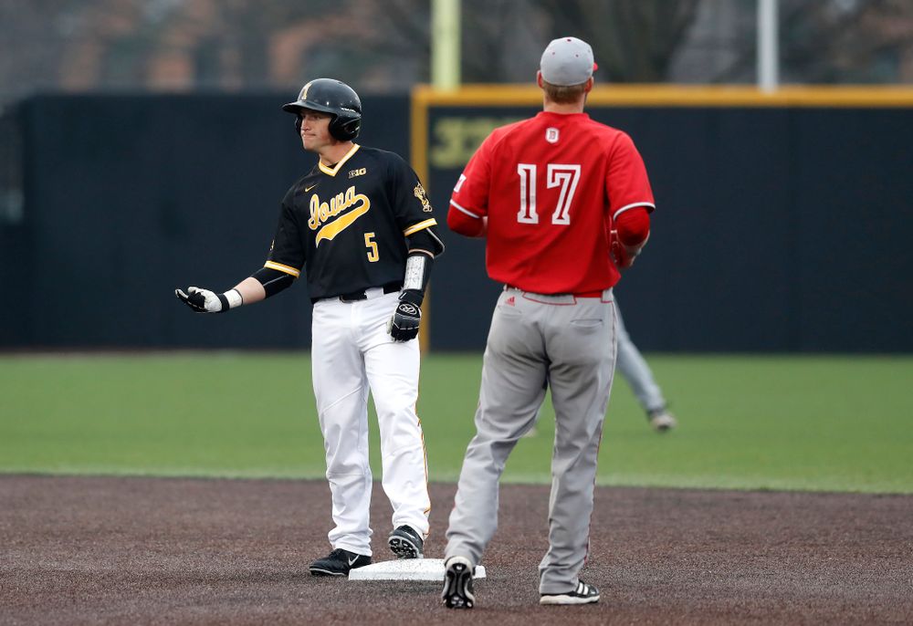 Iowa Hawkeyes catcher Tyler Cropley (5) against the Bradley Braves Wednesday, March 28, 2018 at Duane Banks Field. (Brian Ray/hawkeyesports.com)