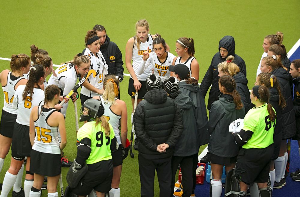 Iowa head coach Lisa Cellucci talks with her team during the third quarter of their NCAA Tournament First Round match against Duke at Karen Shelton Stadium in Chapel Hill, N.C. on Friday, Nov 15, 2019. (Stephen Mally/hawkeyesports.com)