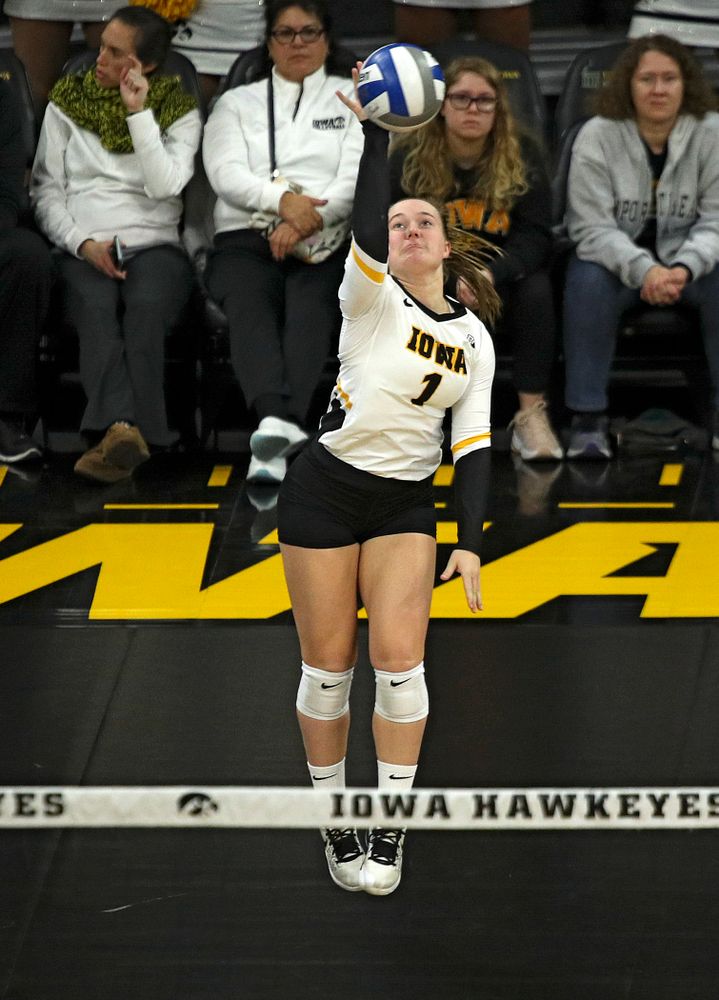 Iowa’s Joslyn Boyer (1) with an ace serve during the second set of their match against Nebraska at Carver-Hawkeye Arena in Iowa City on Saturday, Nov 9, 2019. (Stephen Mally/hawkeyesports.com)