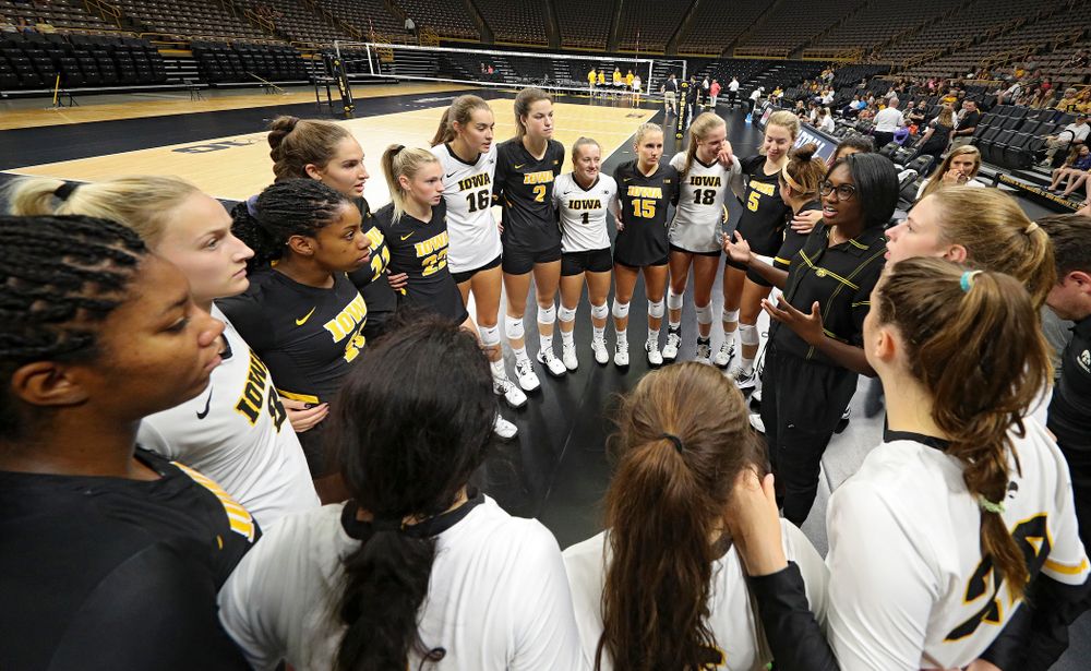 Iowa head coach Vicki Brown talks with her team before the Black and Gold scrimmage at Carver-Hawkeye Arena in Iowa City on Saturday, Aug 24, 2019. (Stephen Mally/hawkeyesports.com)