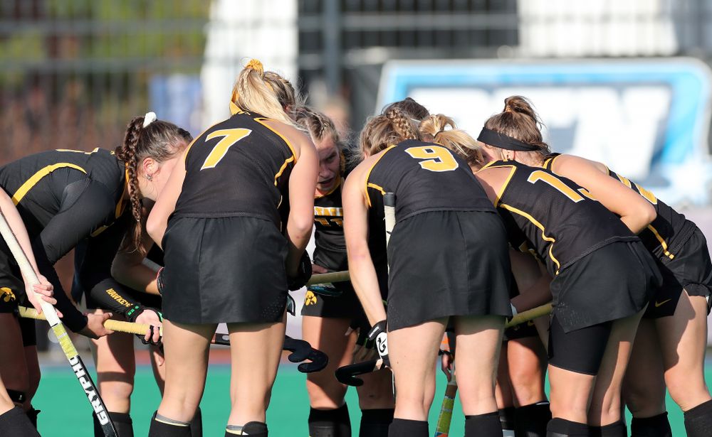 The Iowa Hawkeyes gather for a penalty corner against Penn State in the 2019 Big Ten Field Hockey Tournament Championship Game Sunday, November 10, 2019 in State College. (Brian Ray/hawkeyesports.com)