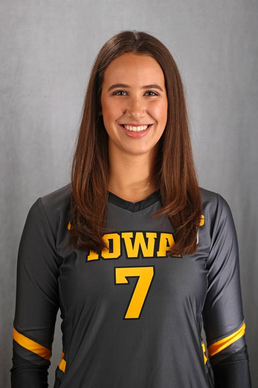 Lily Tessier - Volleyball - University of Iowa Athletics