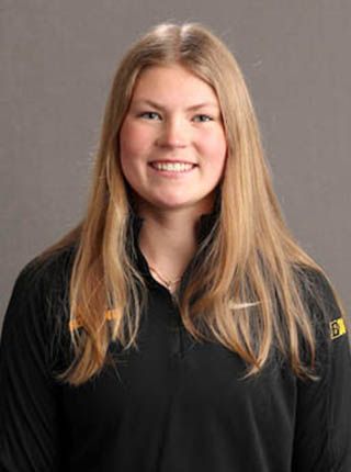 Elise  Gosset - Women's Rowing - University of Iowa Athletics