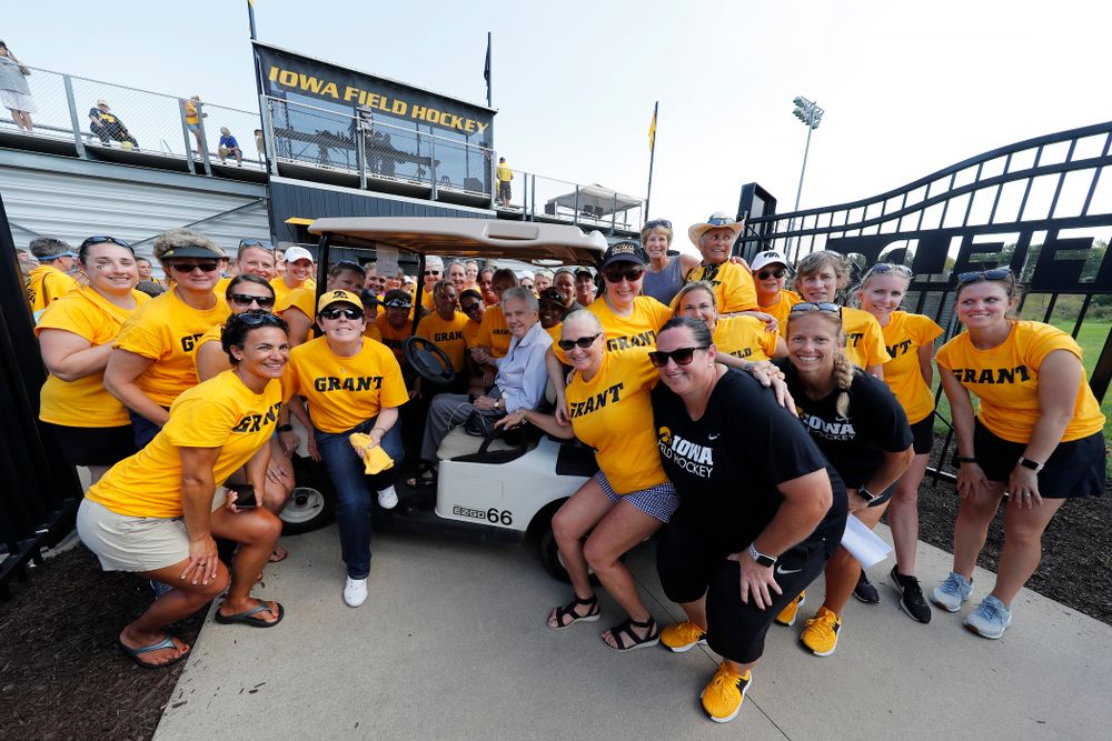 Iowa Field Hockey Alumni pose for a photo with Dr. Christine Grant following the Iowa Hawkeyes victory over Indiana Sunday, September 16, 2018 at Grant Field. (Brian Ray/hawkeyesports.com)