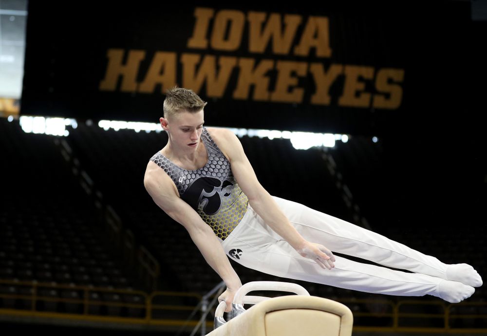 Iowa’s Carter Tope competes on the pommel horse against Illinois Sunday, March 1, 2020 at Carver-Hawkeye Arena. (Brian Ray/hawkeyesports.com)