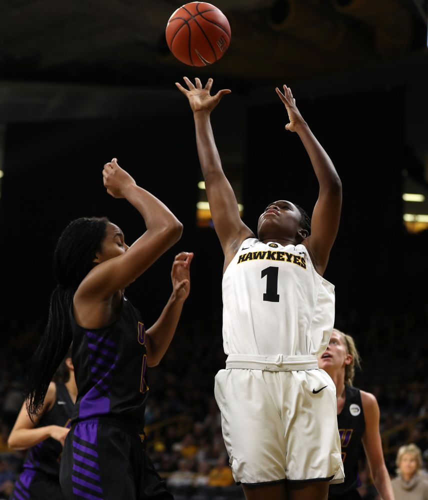 Iowa Hawkeyes guard Tomi Taiwo (1) against the Northern Iowa Panthers in the Hy-Vee Classic Sunday, December 16, 2018 at Carver-Hawkeye Arena. (Brian Ray/hawkeyesports.com)