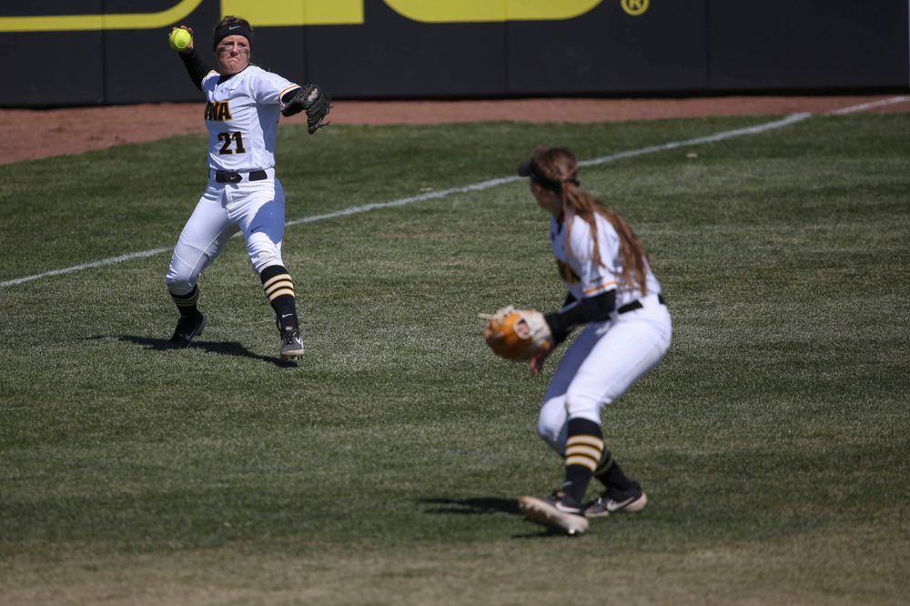 Iowa's Havyn Monteer (21) at game 3 vs Northwestern on Sunday, March 31, 2019 at Bob Pearl Field. (Lily Smith/hawkeyesports.com)