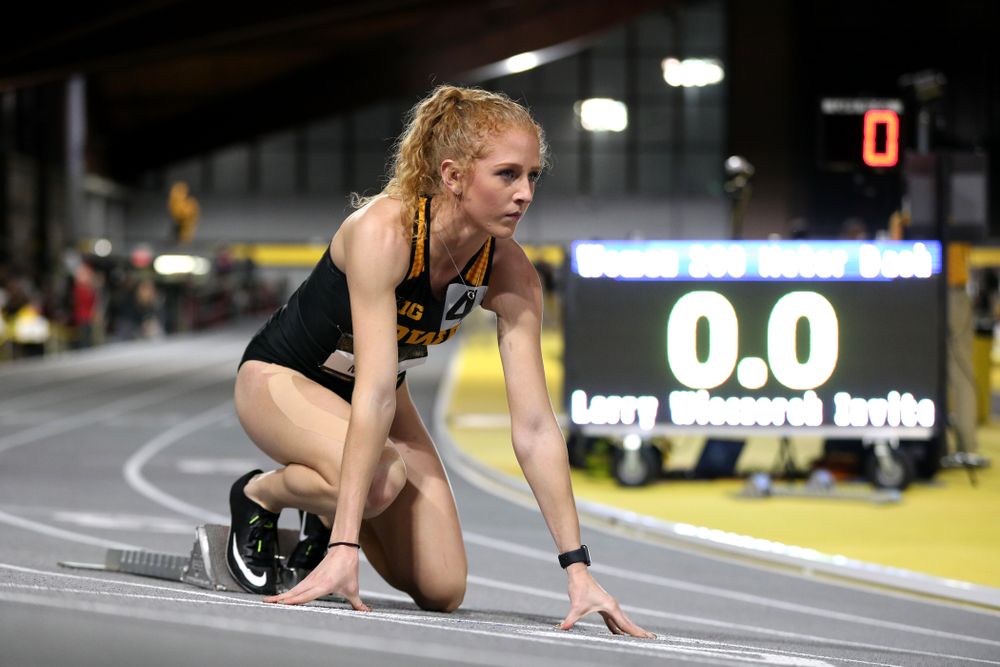 Iowa's Kylie Morken runs the 200-meters during the 2019 Larry Wieczorek Invitational  Friday, January 18, 2019 at the Hawkeye Tennis and Recreation Center. (Brian Ray/hawkeyesports.com)