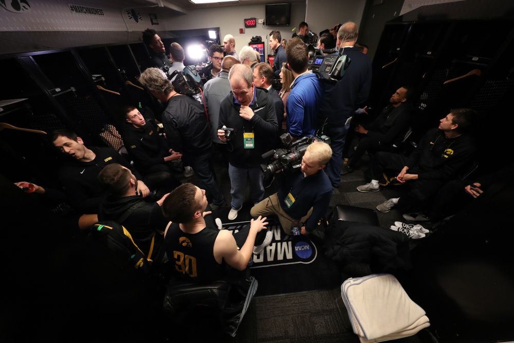 The Iowa Hawkeyes during press availability and practice before the first round of the 2019 NCAA Men's Basketball Tournament Thursday, March 21, 2019 at Nationwide Arena in Columbus, Ohio. (Brian Ray/hawkeyesports.com)