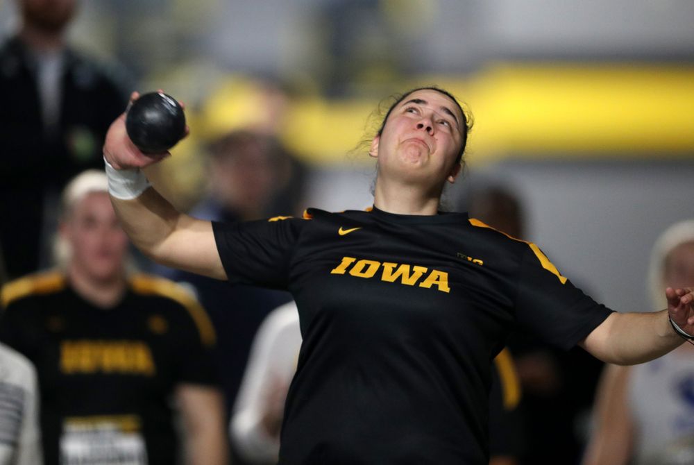 Iowa's Konstadina Spanoudakis competes in the Shot Put during the Black and Gold Premier meet Saturday, January 26, 2019 at the Recreation Building. (Brian Ray/hawkeyesports.com)