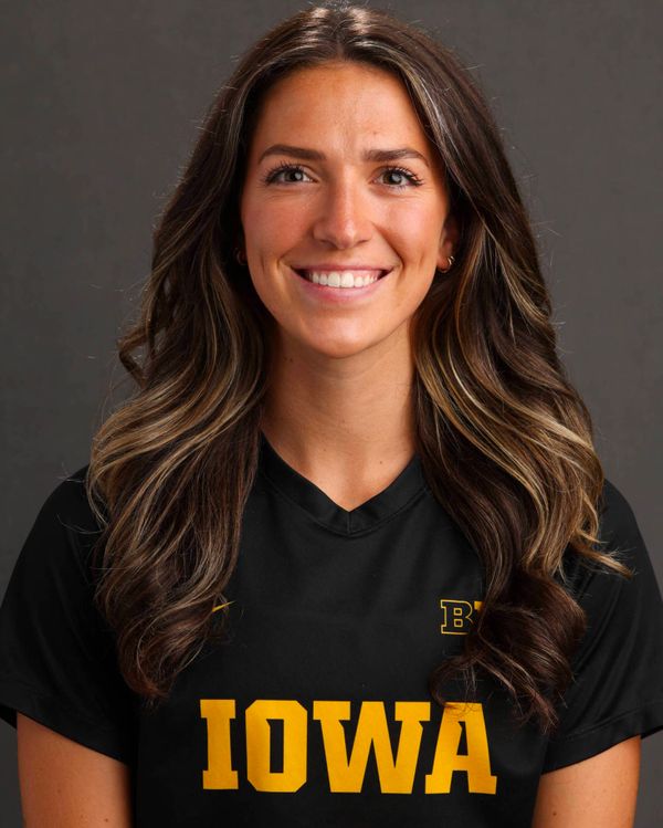 Macy Enneking - Women's Soccer - University of Iowa Athletics