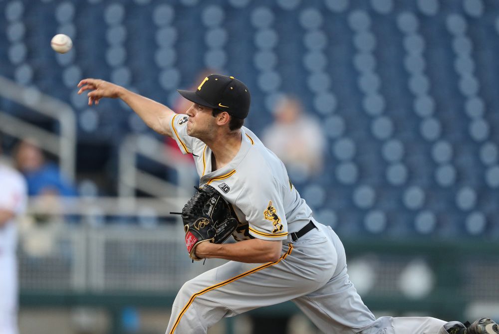 Iowa Hawkeyes Grant Leonard (43) against the Indiana Hoosiers in the first round of the Big Ten Baseball Tournament Wednesday, May 22, 2019 at TD Ameritrade Park in Omaha, Neb. (Brian Ray/hawkeyesports.com)