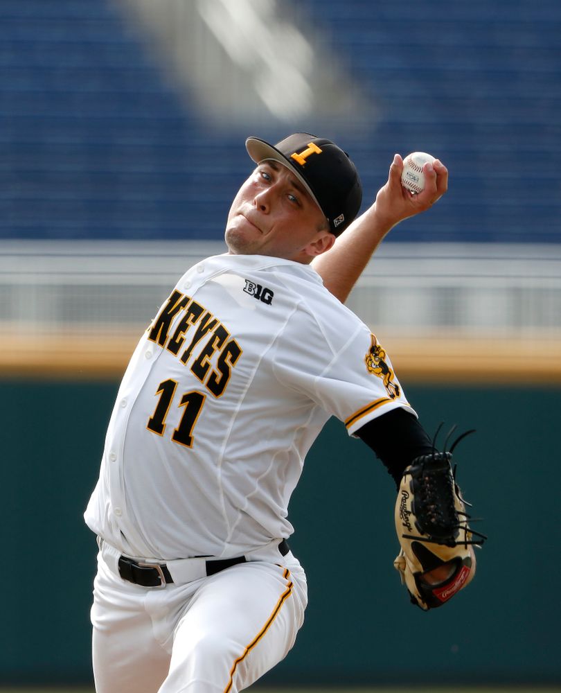 Iowa Hawkeyes pitcher Cole McDonald (11) against the Ohio State Buckeyes in the second round of the Big Ten Baseball Tournament  Thursday, May 24, 2018 at TD Ameritrade Park in Omaha, Neb. (Brian Ray/hawkeyesports.com) 