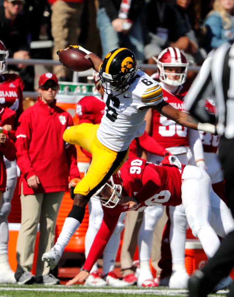 Iowa Hawkeyes wide receiver Ihmir Smith-Marsette (6) against the Indiana Hoosiers Saturday, October 13, 2018 at Memorial Stadium, in Bloomington, Ind. (Brian Ray/hawkeyesports.com)