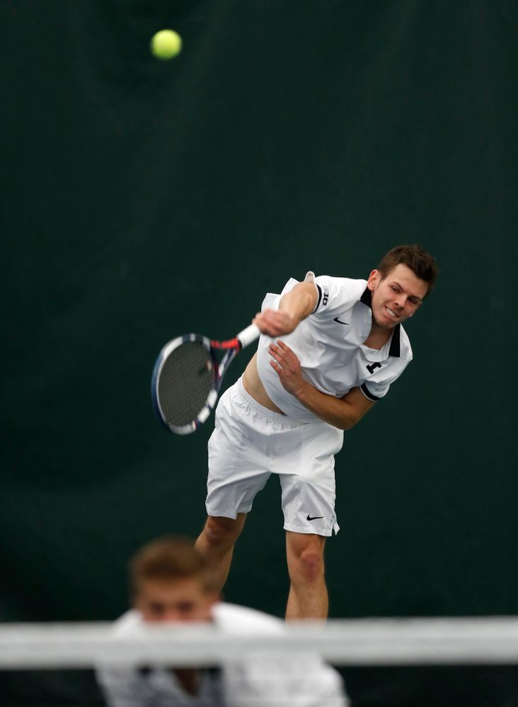 Will Davies and Piotr Smietana play a doubles match against Purdue Sunday, April 15, 2018 at the Hawkeye Tennis and Recreation Center. (Brian Ray/hawkeyesports.com)