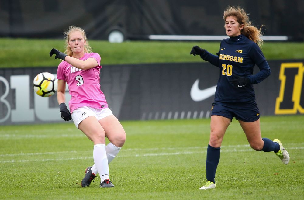 Iowa Hawkeyes defender Morgan Kemerling (3) passes the ball during a game against Michigan at the Iowa Soccer Complex on October 14, 2018. (Tork Mason/hawkeyesports.com)