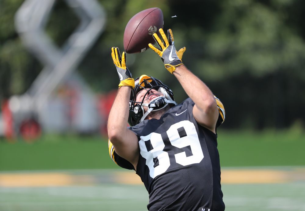 Iowa Hawkeyes wide receiver Nico Ragaini (89)during the third practice of fall camp Sunday, August 5, 2018 at the Kenyon Football Practice Facility. (Brian Ray/hawkeyesports.com)
