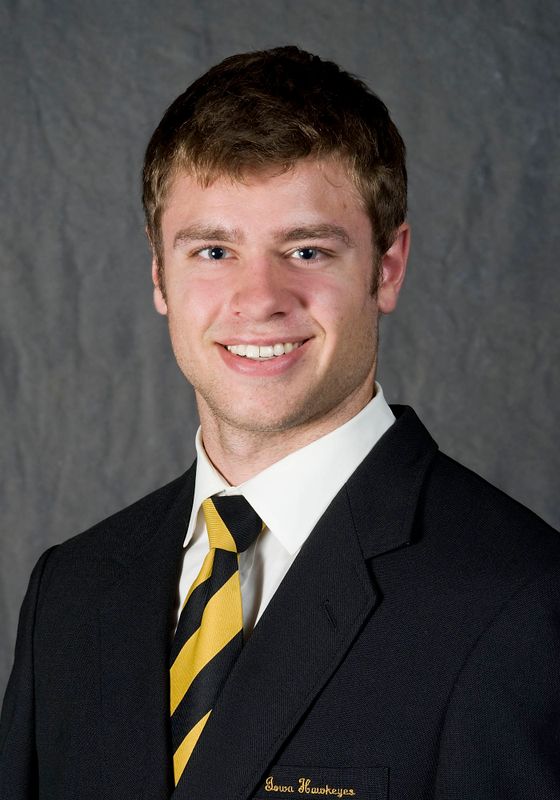 Dan Davis - Men's Track &amp; Field - University of Iowa Athletics