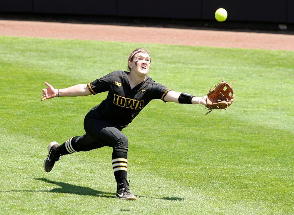 Iowa right fielder Cameron Cecil (1) dives for a ball during the second inning of their game against Ohio State at Pearl Field in Iowa City on Saturday, May. 4, 2019. (Stephen Mally/hawkeyesports.com)