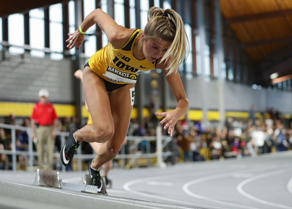 Iowa’s Addie Swanson runs the women’s 200 meter dash event during the Hawkeye Invitational at the Recreation Building in Iowa City on Saturday, January 11, 2020. (Stephen Mally/hawkeyesports.com)