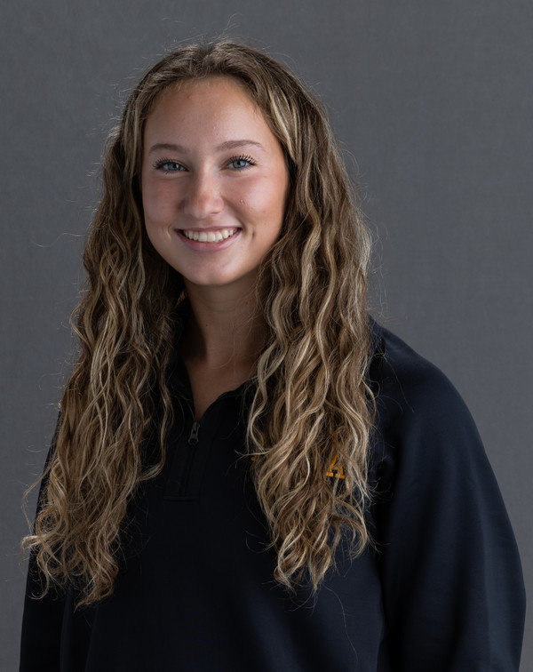 Ella Grove - Women's Rowing - University of Iowa Athletics