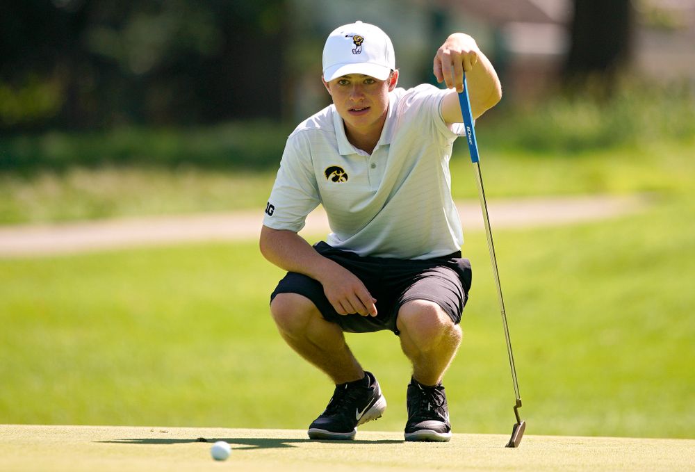 Iowa’s Matthew Garside lines up a putt during the second day of the Golfweek Conference Challenge at the Cedar Rapids Country Club in Cedar Rapids on Monday, Sep 16, 2019. (Stephen Mally/hawkeyesports.com)