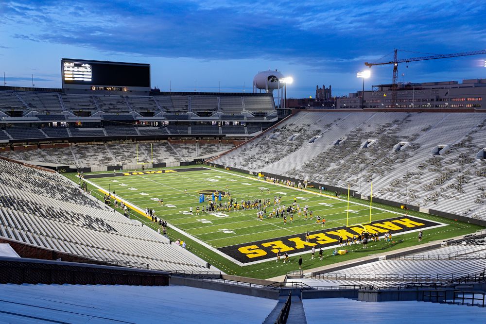 The Iowa Hawkeyes work on drills during Fall Camp Practice No. 12 at Kinnick Stadium in Iowa City on Thursday, Aug 15, 2019. (Stephen Mally/hawkeyesports.com)