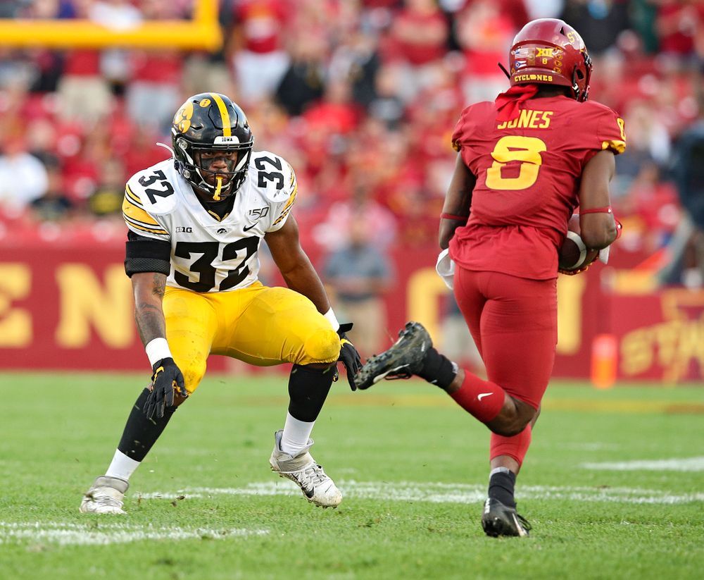 Iowa Hawkeyes linebacker Djimon Colbert (32) closes in during the second quarter of their Iowa Corn Cy-Hawk Series game at Jack Trice Stadium in Ames on Saturday, Sep 14, 2019. (Stephen Mally/hawkeyesports.com)