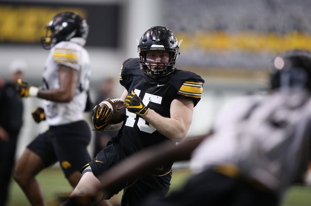 Iowa Hawkeyes fullback Joe Ludwig (45) during preparation for the 2019 Outback Bowl Monday, December 17, 2018 at the Hansen Football Performance Center. (Brian Ray/hawkeyesports.com)