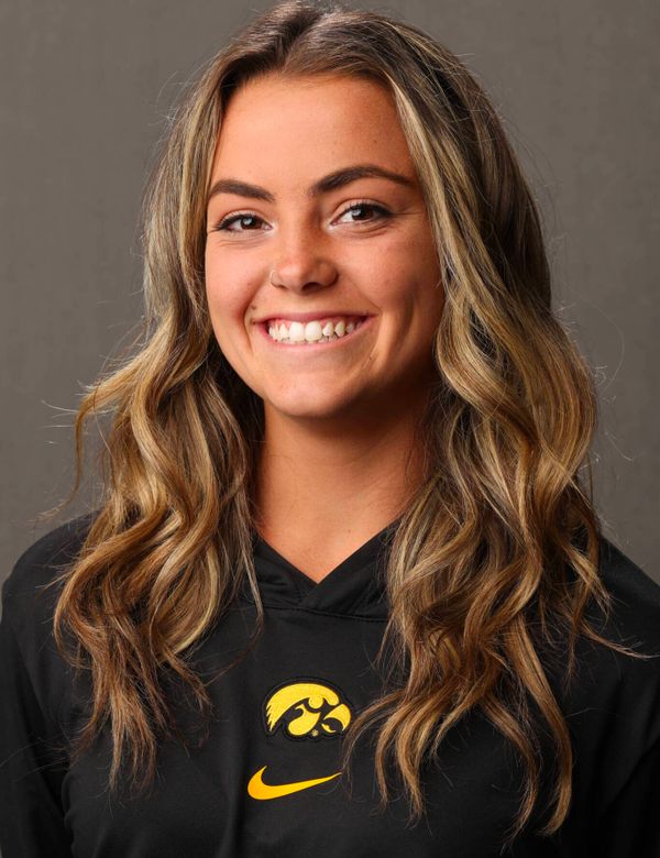 Kelli McGroarty - Women's Soccer - University of Iowa Athletics