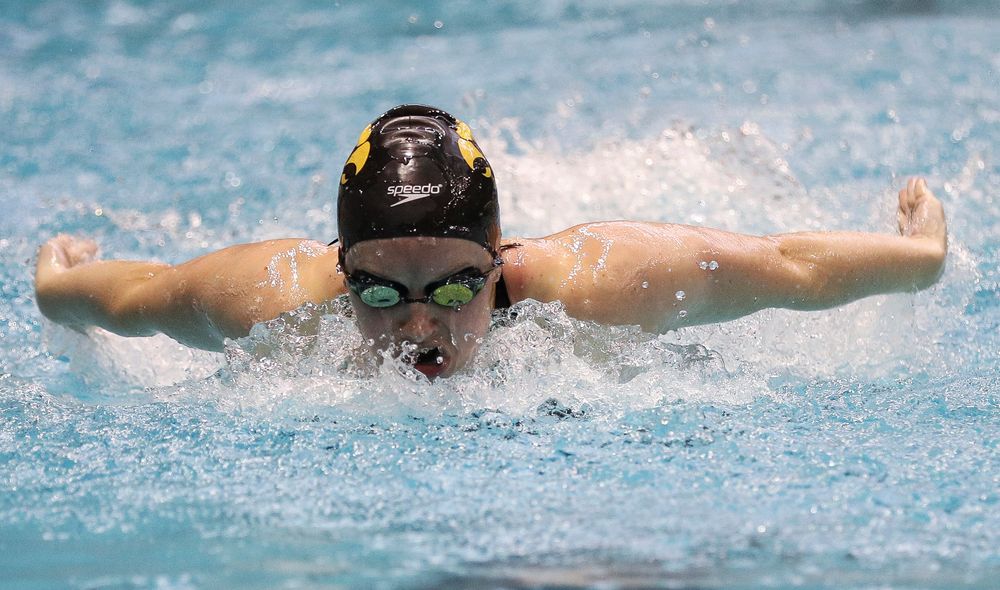 Iowa's Amy Lenderink competes in the 200-yard butterfly during the third day of the Hawkeye Invitational at the Campus Recreation and Wellness Center on November 17, 2018. (Tork Mason/hawkeyesports.com)