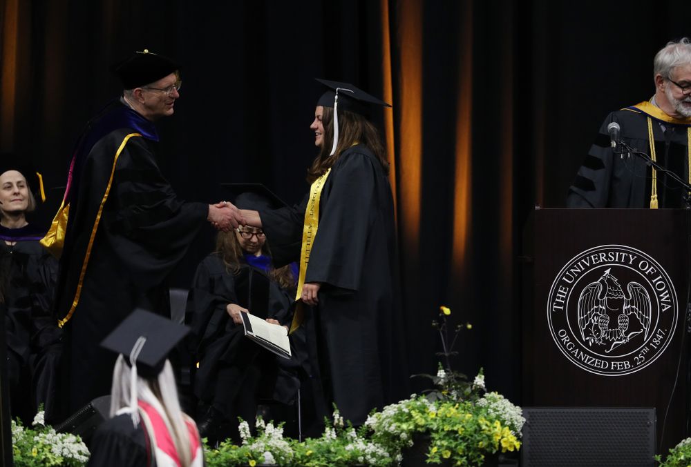 Iowa VolleyballÕs Molly Kelly during the College of Liberal Arts and Sciences spring commencement Saturday, May 11, 2019 at Carver-Hawkeye Arena. (Brian Ray/hawkeyesports.com)