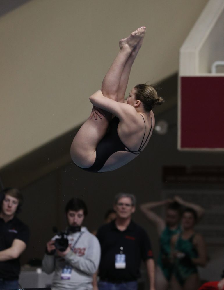 Iowa's Claire Park competes on the 1-meter springboard during the 2019 Women's Big Ten Swimming and Diving meet Thursday, February 21, 2019 in Bloomington, Indiana. (Brian Ray/hawkeyesports.com)