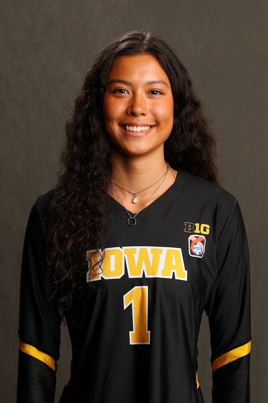 Nataly Moravec - Volleyball - University of Iowa Athletics