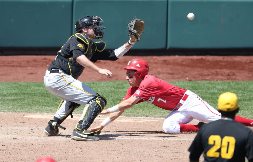 Iowa Hawkeyes catcher Brett McCleary (32) against the Nebraska Cornhuskers in the first round of the Big Ten Baseball Tournament Friday, May 24, 2019 at TD Ameritrade Park in Omaha, Neb. (Brian Ray/hawkeyesports.com)