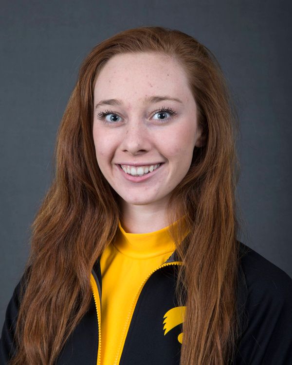 Veronika Graves - Women's Rowing - University of Iowa Athletics