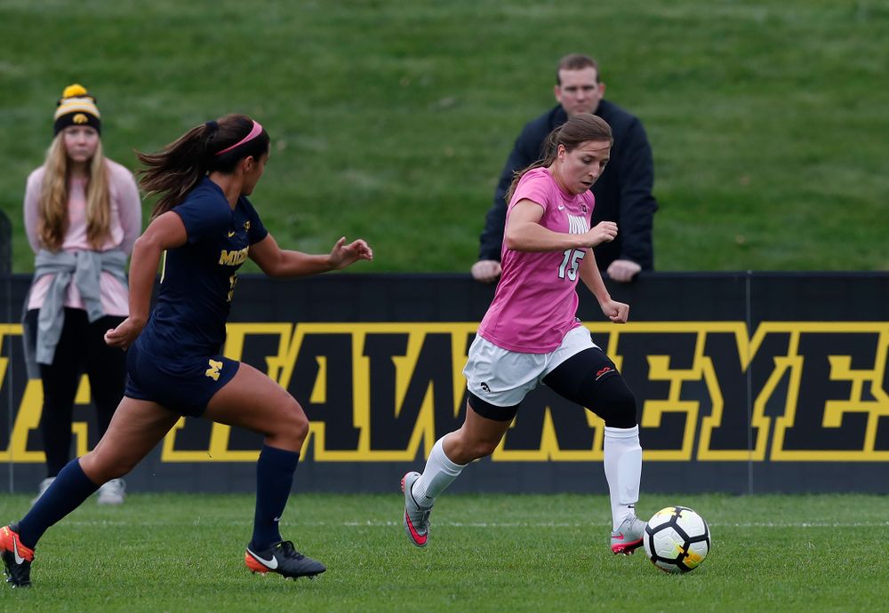 Iowa Hawkeyes Rose Ripslinger (15) against Michigan Sunday, October 14, 2018 at the Iowa Soccer Complex. (Brian Ray/hawkeyesports.com)