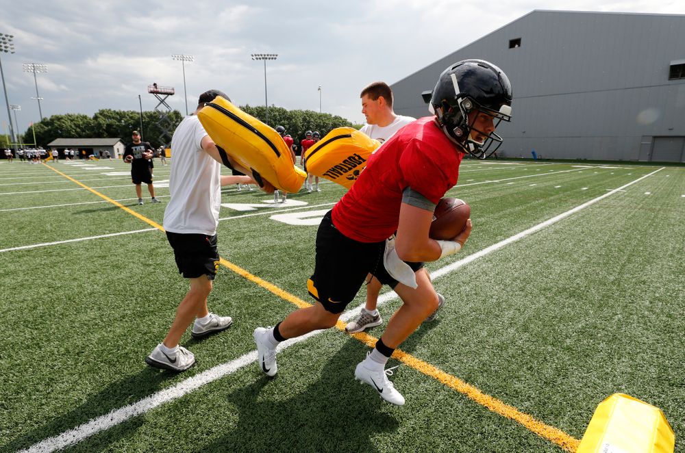 Iowa Hawkeyes quarterback Peyton Mansell (2) during practice No. 4 of Fall Camp Monday, August 6, 2018 at the Hansen Football Performance Center. (Brian Ray/hawkeyesports.com)