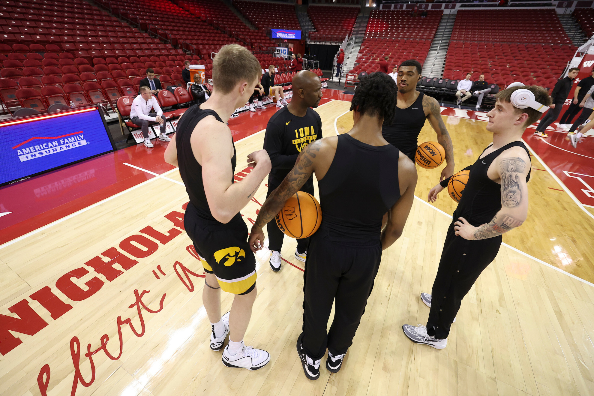 20240102_IOWA_MENS_BASKETBALL_VS_WISCONSIN_JRR_022 b727349b-20240102_iowa_mens_basketball_vs_wisconsin_jrr_022