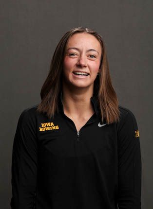 Maggie Toennis - Women's Rowing - University of Iowa Athletics