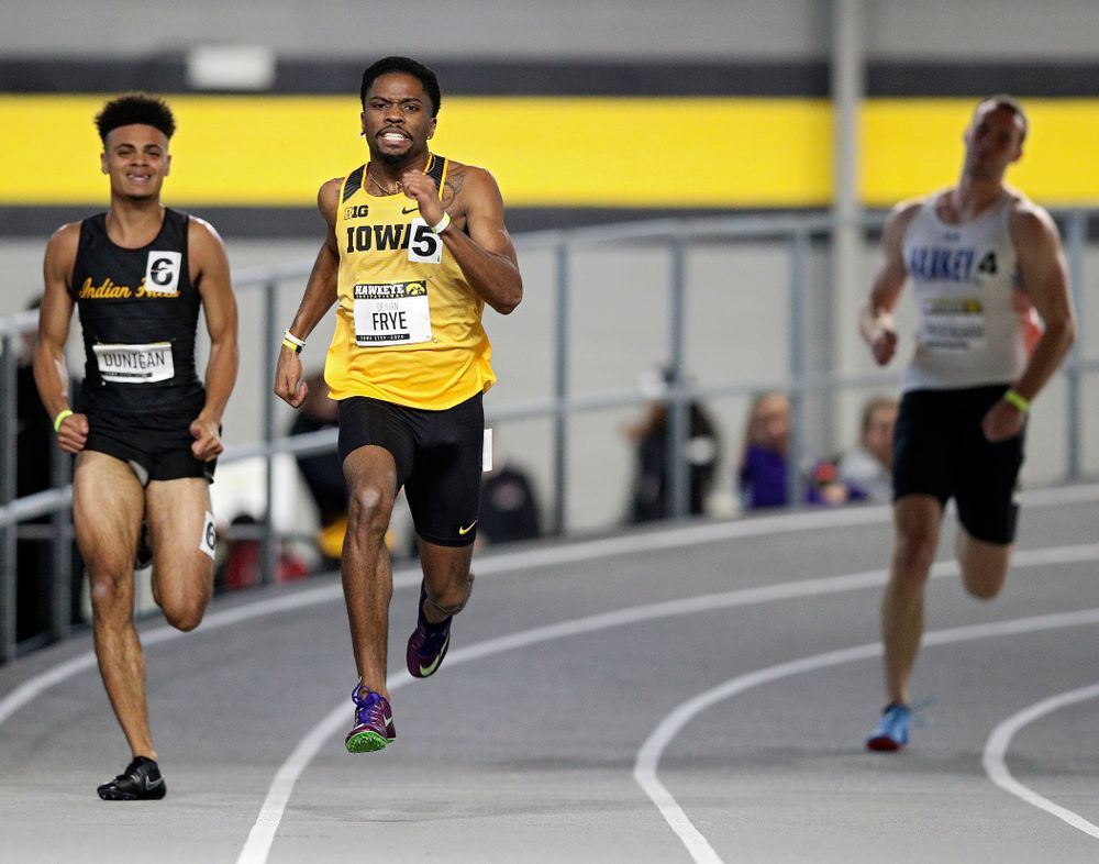 Iowa’s DeJuan Frye runs the men’s 200 meter dash event during the Hawkeye Invitational at the Recreation Building in Iowa City on Saturday, January 11, 2020. (Stephen Mally/hawkeyesports.com)