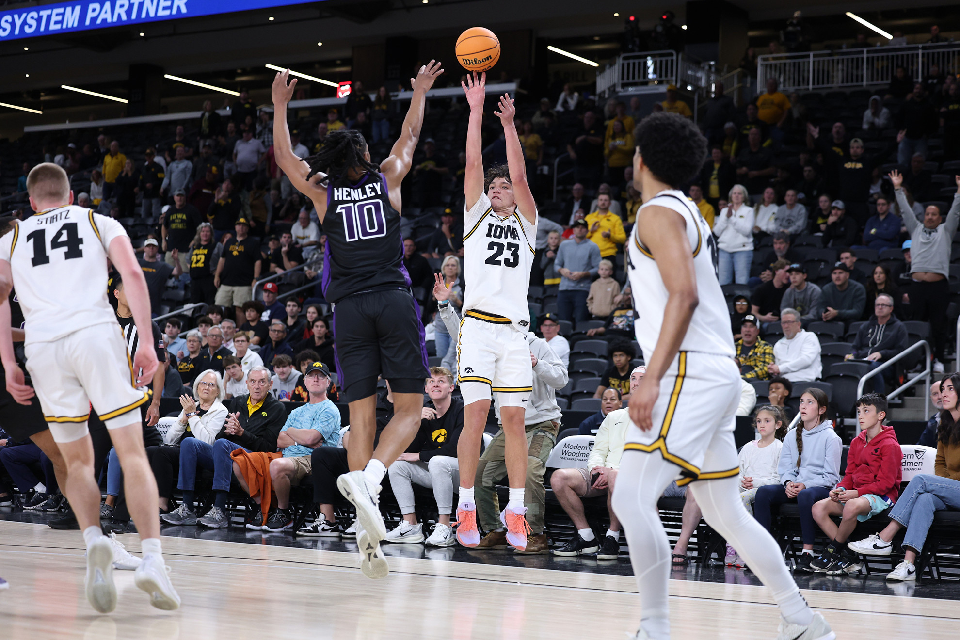 Image for MBB Notes: B1G Opener at Michigan State