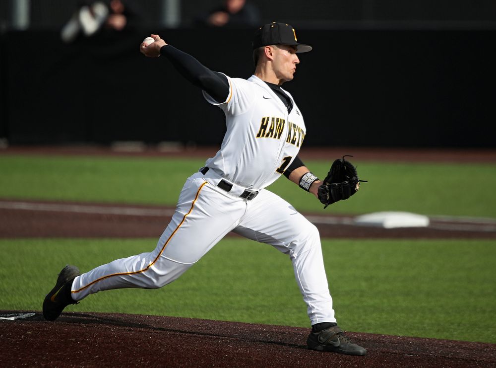 Iowa pitcher Dylan Nedved (17) delivers to the plate during the eighth inning of their college baseball game at Duane Banks Field in Iowa City on Wednesday, March 11, 2020. (Stephen Mally/hawkeyesports.com)