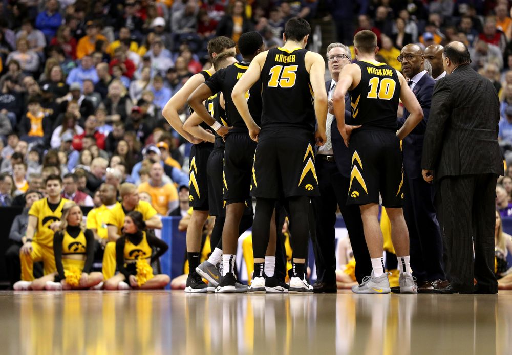 Iowa Hawkeyes head coach Fran McCaffery against the Tennessee Volunteers in the second round of the 2019 NCAA Men's Basketball Tournament Sunday, March 24, 2019 at Nationwide Arena in Columbus, Ohio. (Brian Ray/hawkeyesports.com)