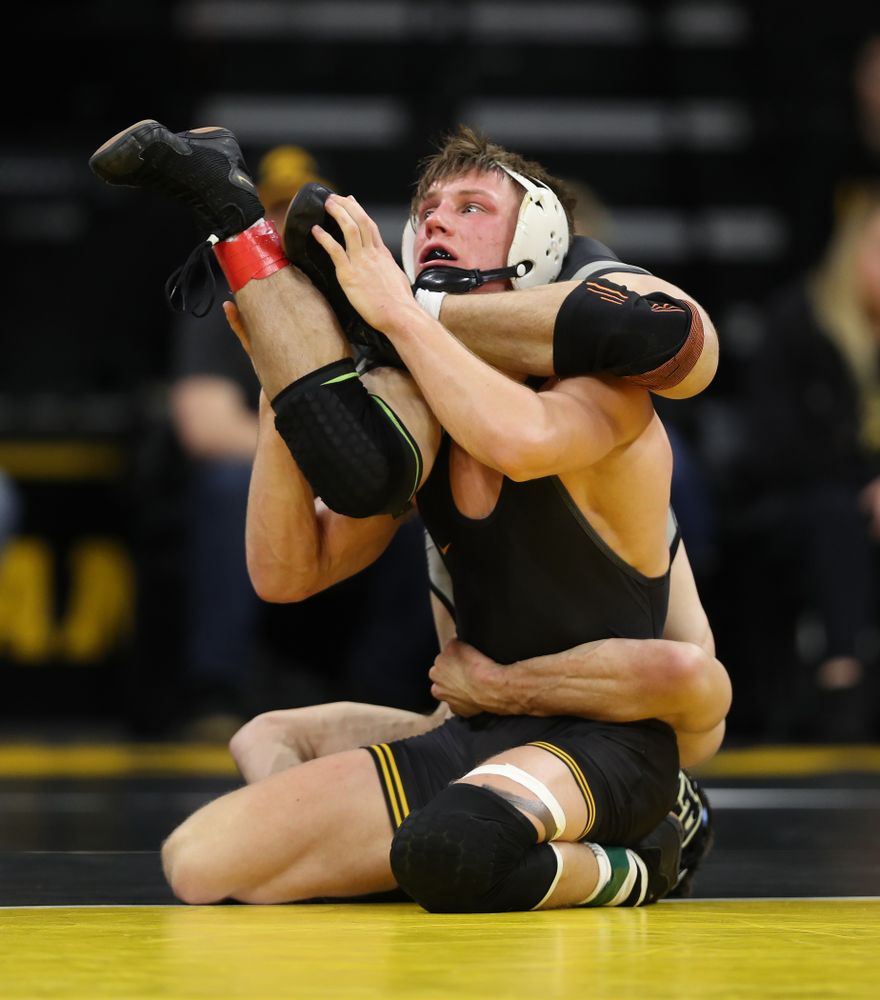 Iowa's Max Murin wrestles Purdue'sNate Limex at 141 pounds Saturday, November 24, 2018 at Carver-Hawkeye Arena. (Brian Ray/hawkeyesports.com)