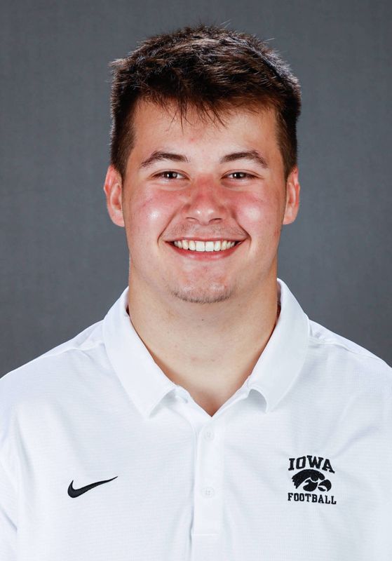 Brennan Sweeney - Football - University of Iowa Athletics