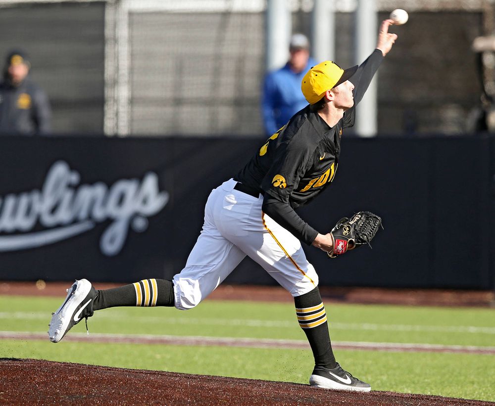 Iowa Hawkeyes pitcher Trenton Wallace (38) delivers to the plate for a strikeout during the ninth inning of their game against Illinois at Duane Banks Field in Iowa City on Saturday, Mar. 30, 2019. (Stephen Mally/hawkeyesports.com)