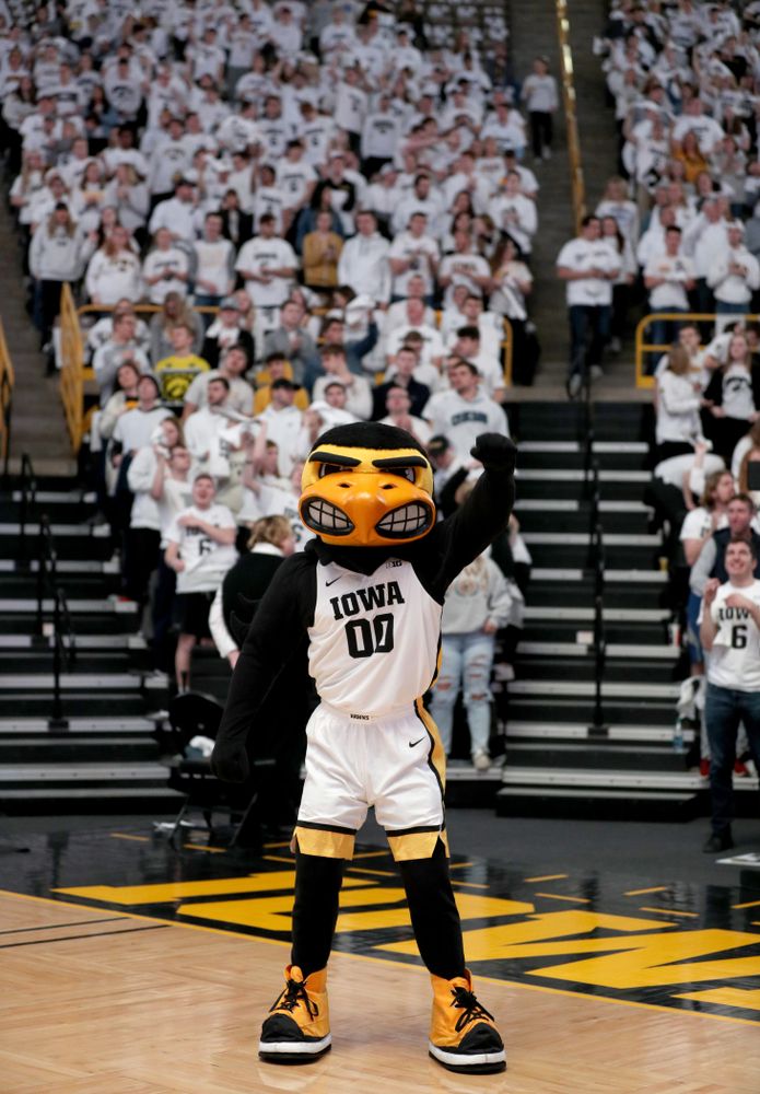 Herky the Hawk and the Hawks Nest before the Iowa Hawkeyes game against the Illinois Fighting Illini Sunday, February 2, 2020 at Carver-Hawkeye Arena. (Brian Ray/hawkeyesports.com)
