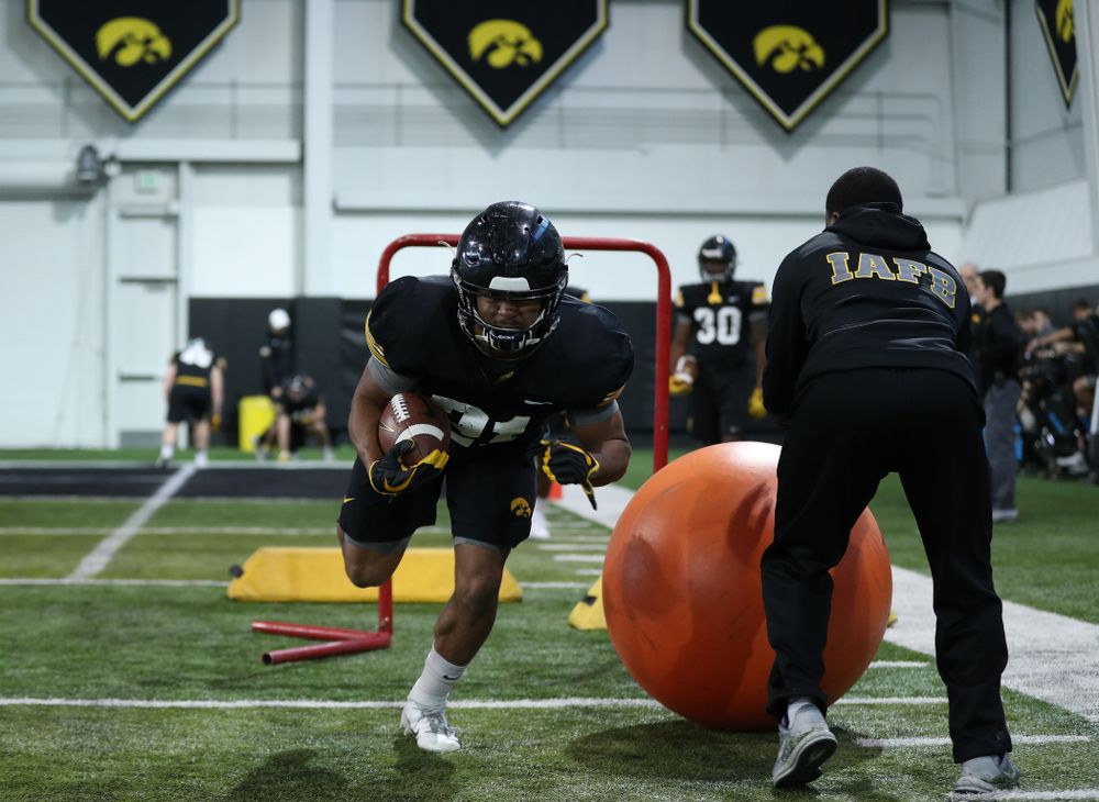 Iowa Hawkeyes running back Ivory Kelly-Martin (21) during preparation for the 2019 Outback Bowl Monday, December 17, 2018 at the Hansen Football Performance Center. (Brian Ray/hawkeyesports.com)