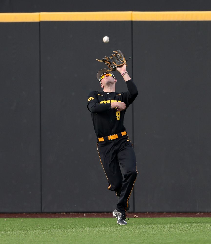 Iowa Hawkeyes outfielder Ben Norman (9) against Simpson College Tuesday, March 19, 2019 at Duane Banks Field. (Brian Ray/hawkeyesports.com)